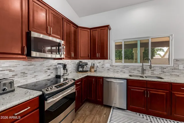 $610,000 | 3711 East Goldfinch Gate Lane, Phoenix, AZ 85044