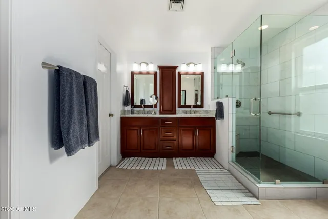 $610,000 | 3711 East Goldfinch Gate Lane, Phoenix, AZ 85044