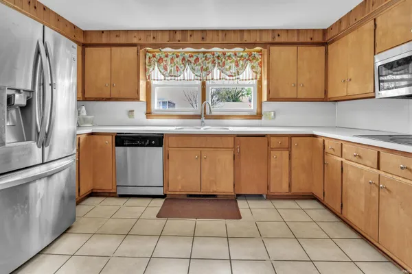 $169,900 | 1145 East Water Street, Mount Vernon, IN 47620