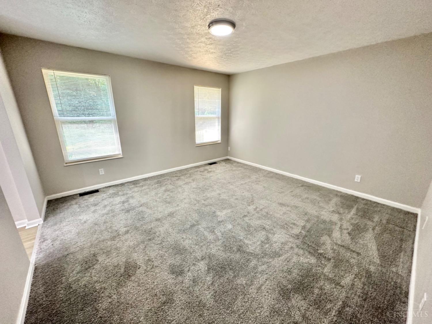 4503 Schoolhouse Road Batavia, OH 45103 - Photo 10 of 26 Gallery Image 10