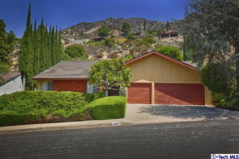 2937 Hopeton Road La Crescenta, CA 91214 - Photo 1 of 22 Primary Photo