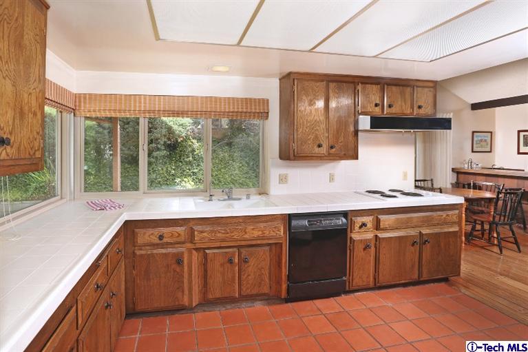 2937 Hopeton Road La Crescenta, CA 91214 - Photo 7 of 22 Additional Photo