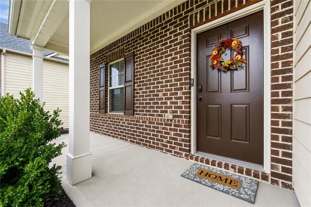 118 Aberdeen Way Dallas, GA 30132 - Photo 2 of 21