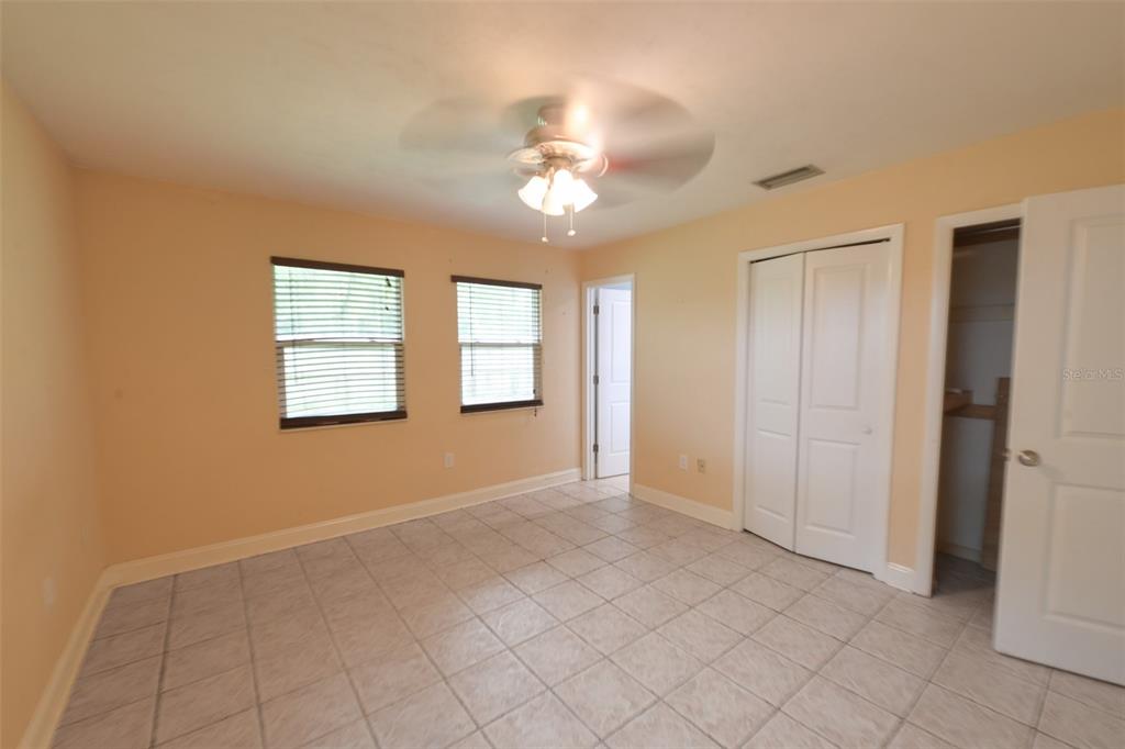 7616 Southwest 10 Avenue Gainesville, FL 32607 - Photo 16 of 28