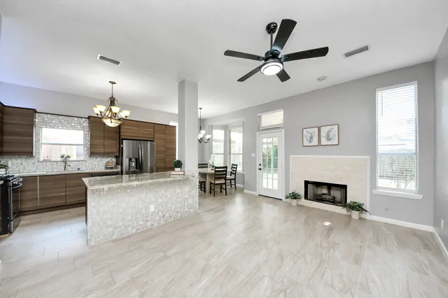 $2,700 | 20922 Whitevine Way, Katy, TX 77450