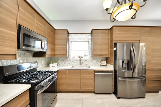 $2,700 | 20922 Whitevine Way, Katy, TX 77450