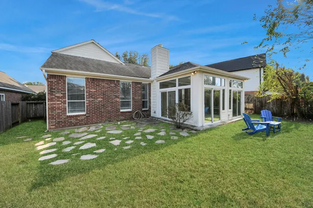 $2,700 | 20922 Whitevine Way, Katy, TX 77450