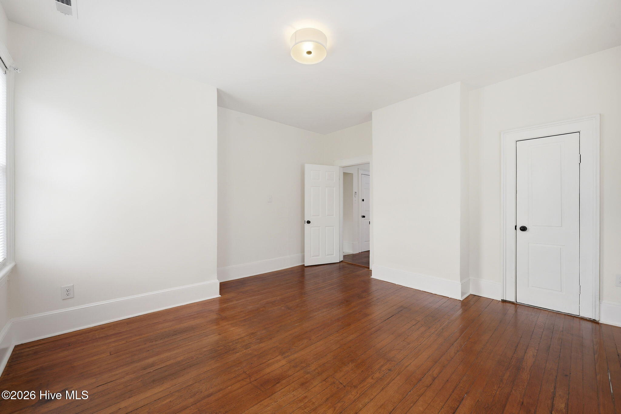 511 Middle Street, Unit B New Bern, NC 28560 - Photo 4 of 18