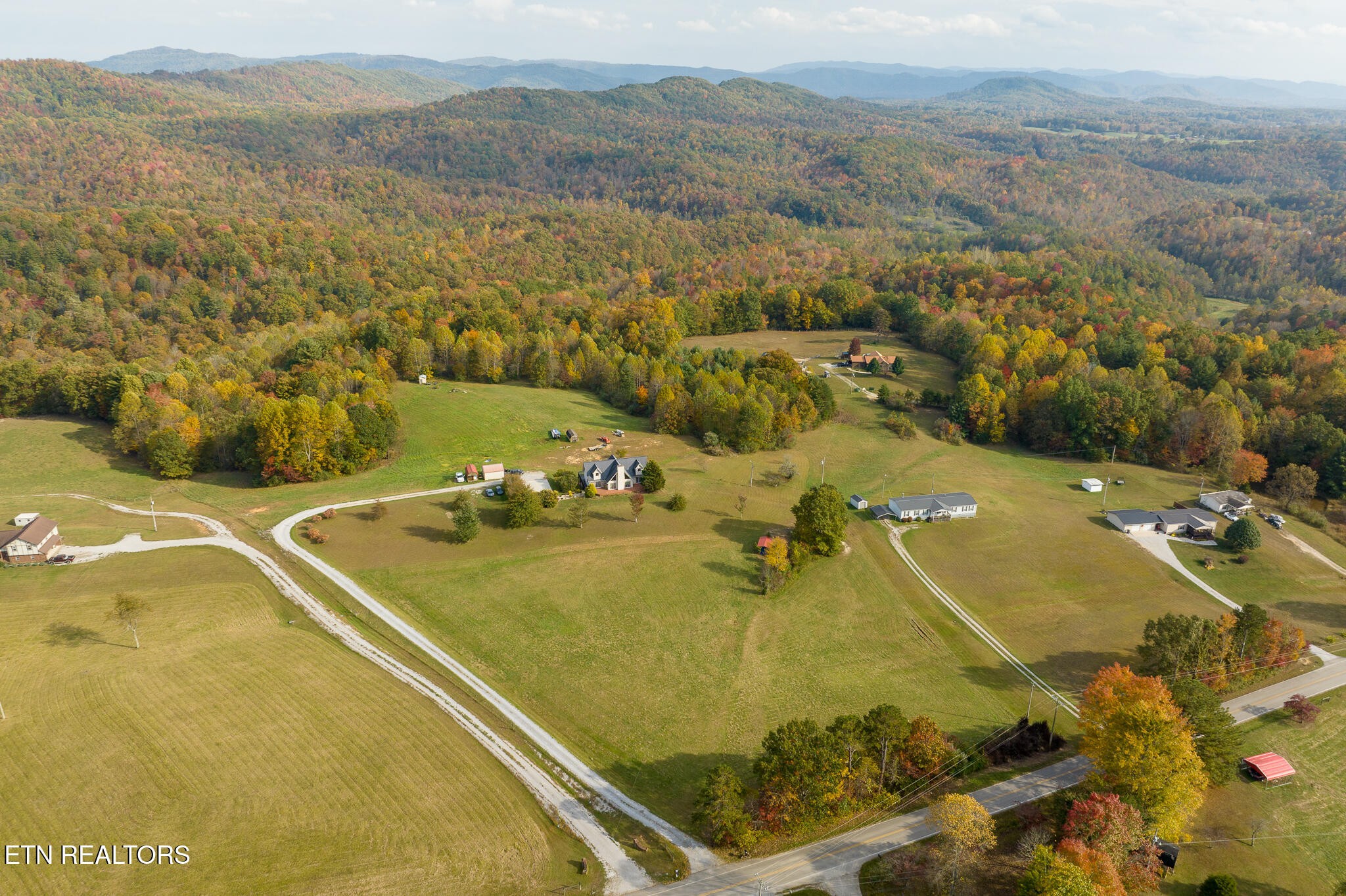3767 Phillips Flats Road Oneida, TN 37841 - Photo 37 of 38