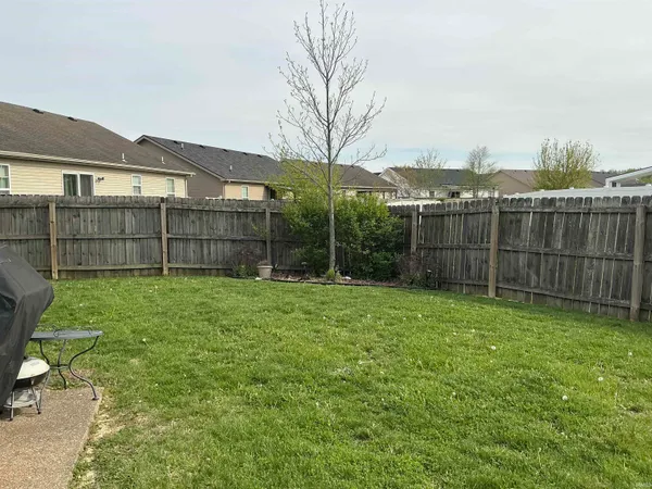 $264,900 | 9126 Wynnfield Drive, Evansville, IN 47725