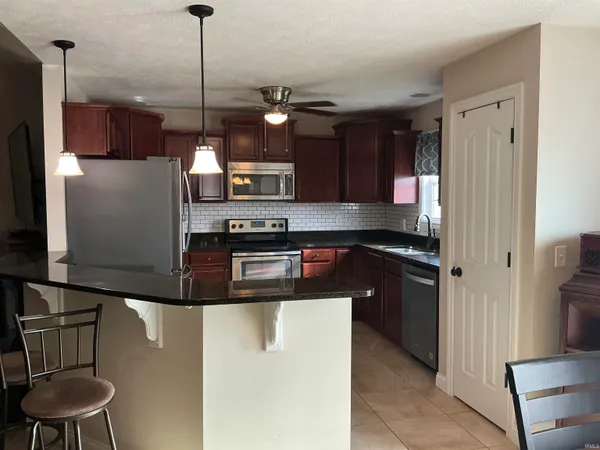 $264,900 | 9126 Wynnfield Drive, Evansville, IN 47725