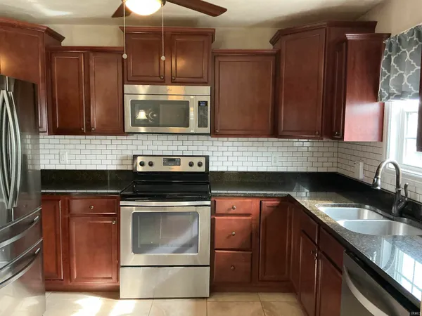 $264,900 | 9126 Wynnfield Drive, Evansville, IN 47725