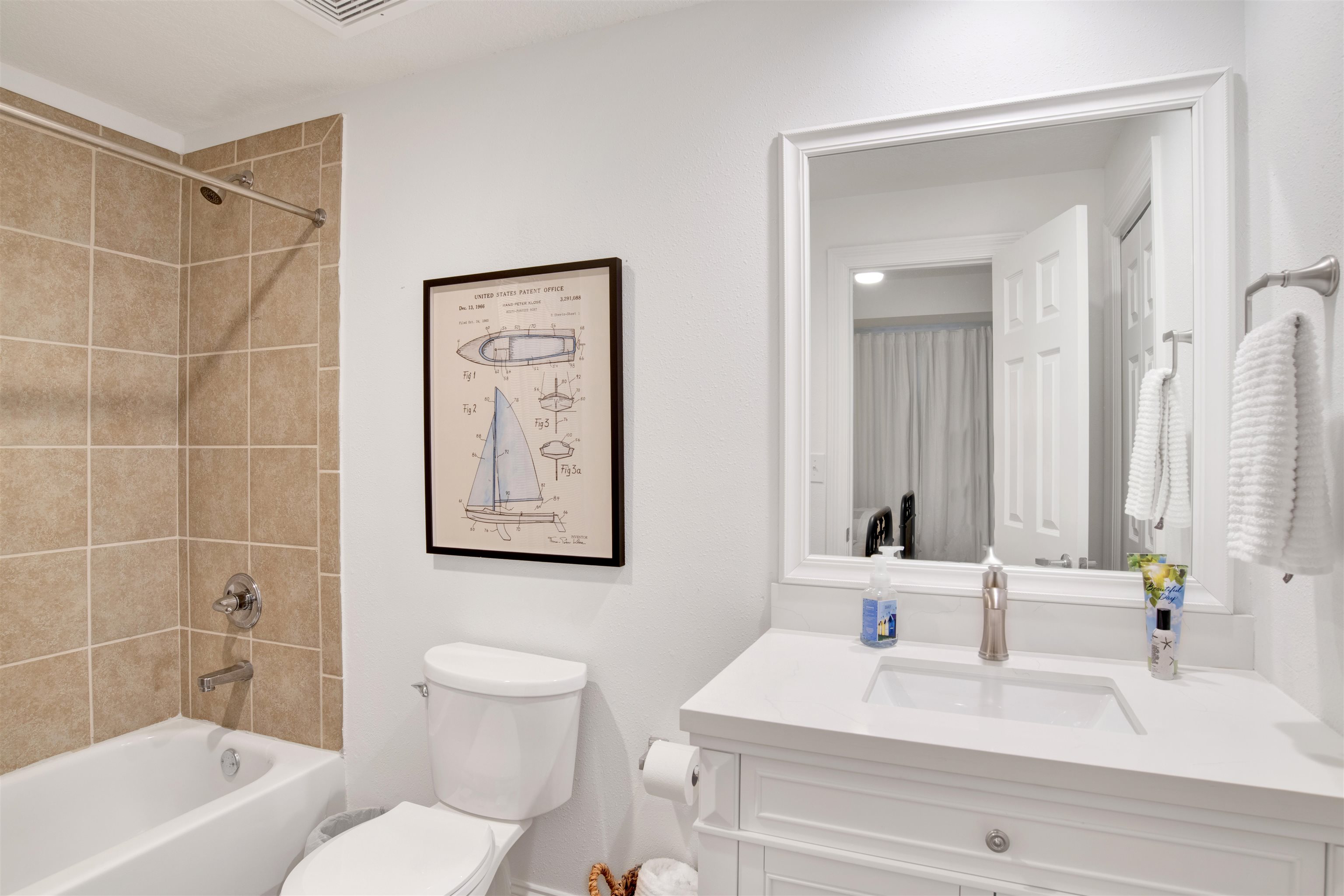 27800 Canal Road, Unit 310 Orange Beach, AL 36561 - Photo 18 of 31 Bathroom