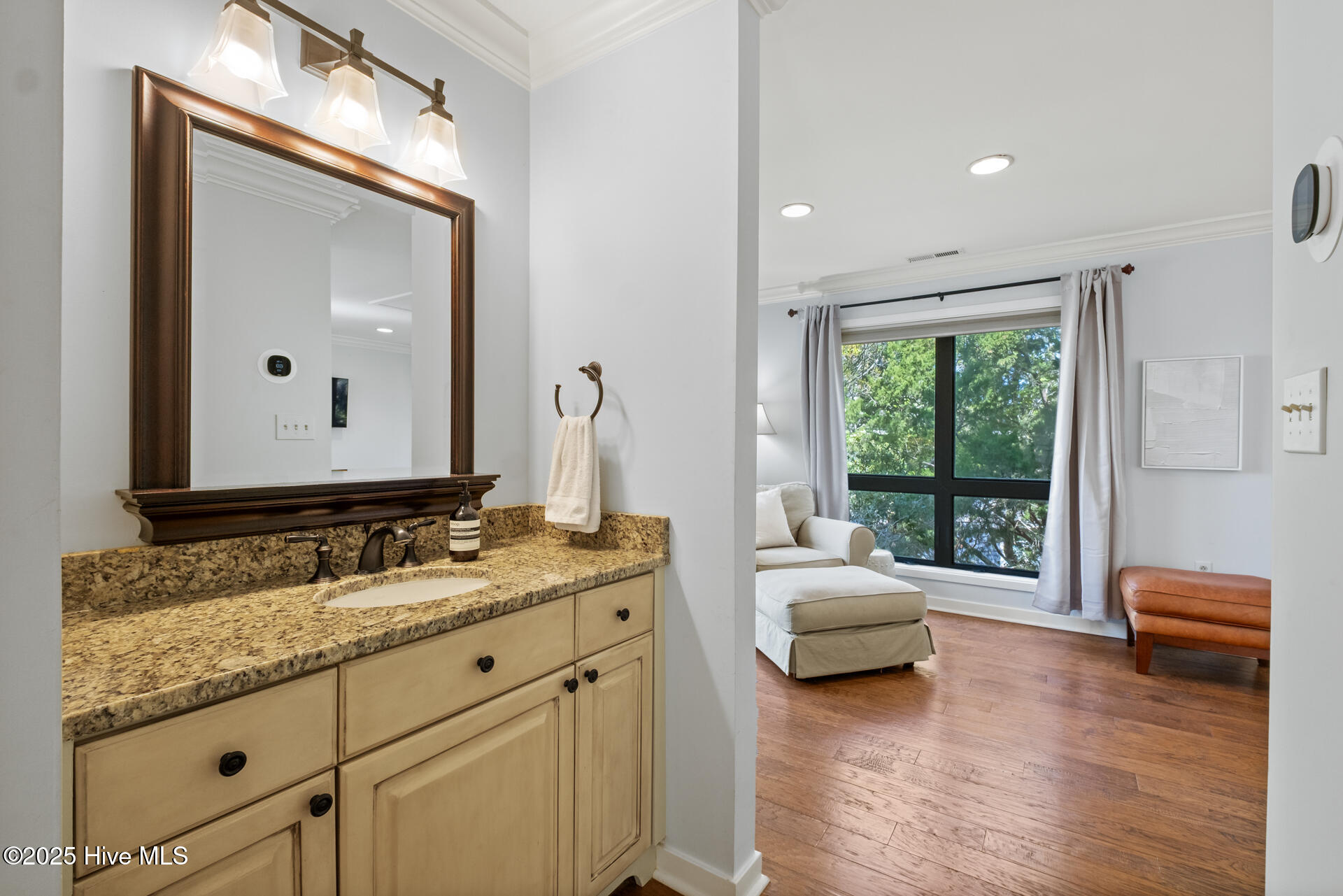 8 Racerunner Court Bald Head Island, NC 28461 - Photo 23 of 45 Main Bedroom Bath