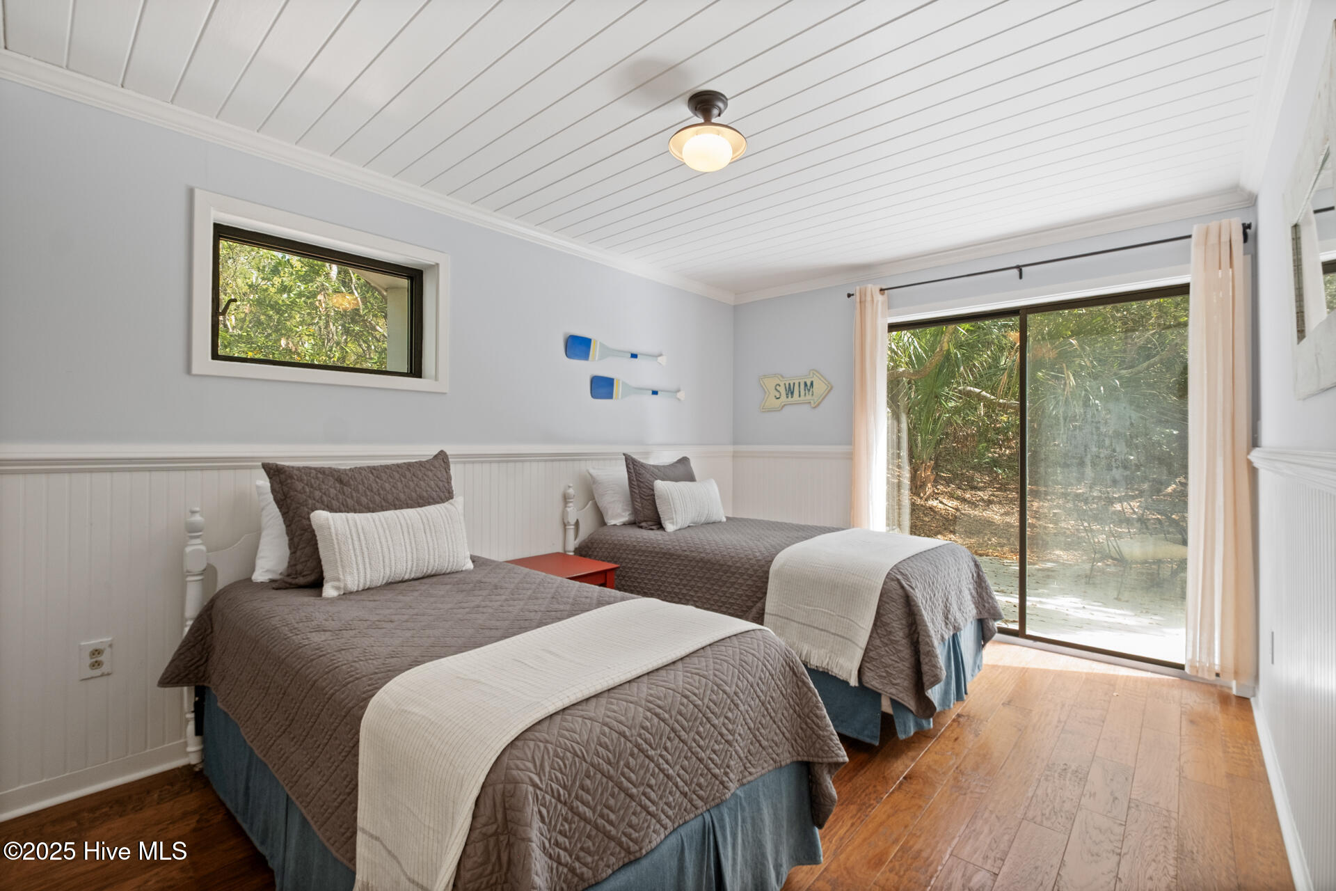 8 Racerunner Court Bald Head Island, NC 28461 - Photo 27 of 45 TWIN BEDDING Hall Full Bath