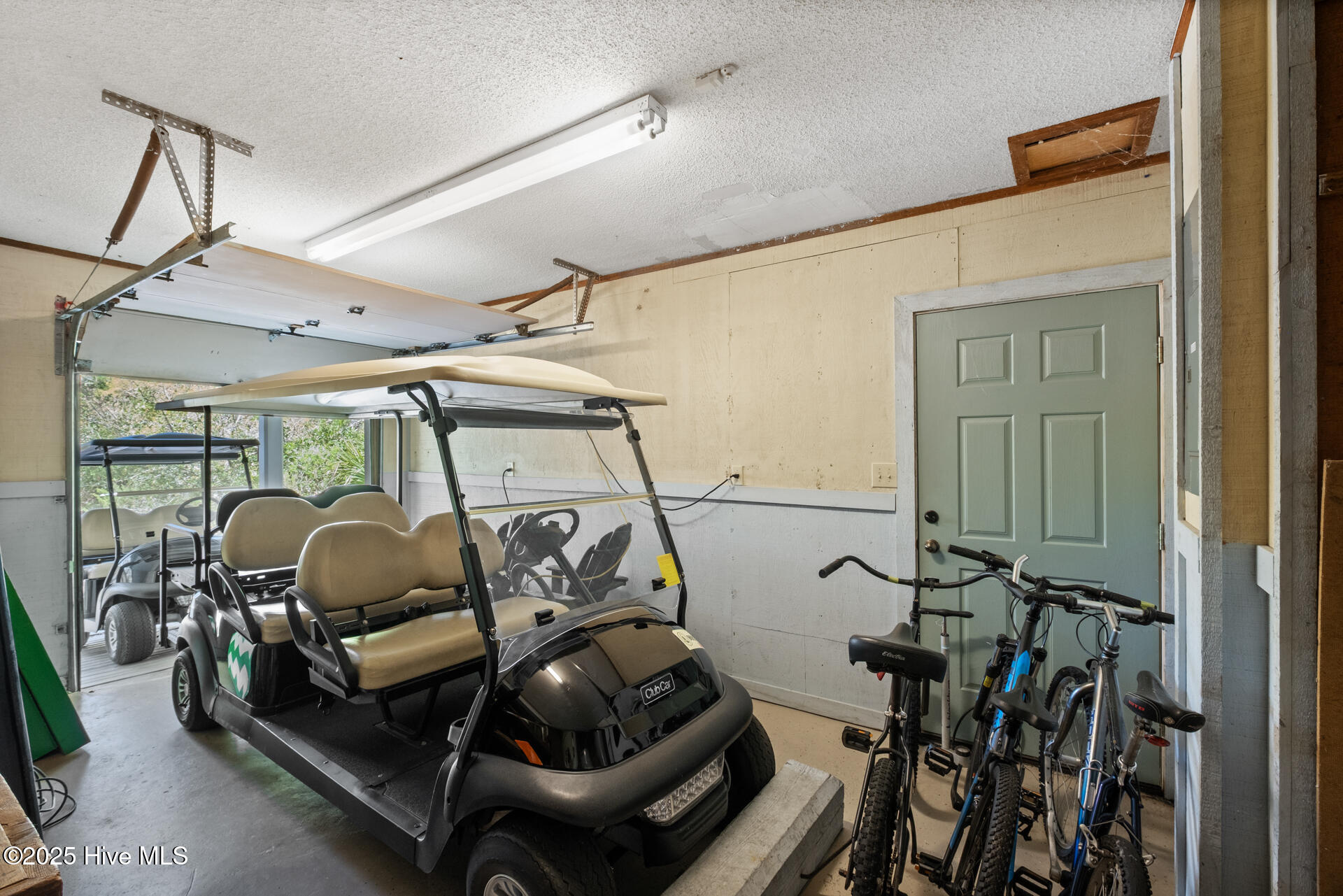 8 Racerunner Court Bald Head Island, NC 28461 - Photo 33 of 45 BIKES & 4 Passenger & 6 PASSENGER CARTS CONVEYS