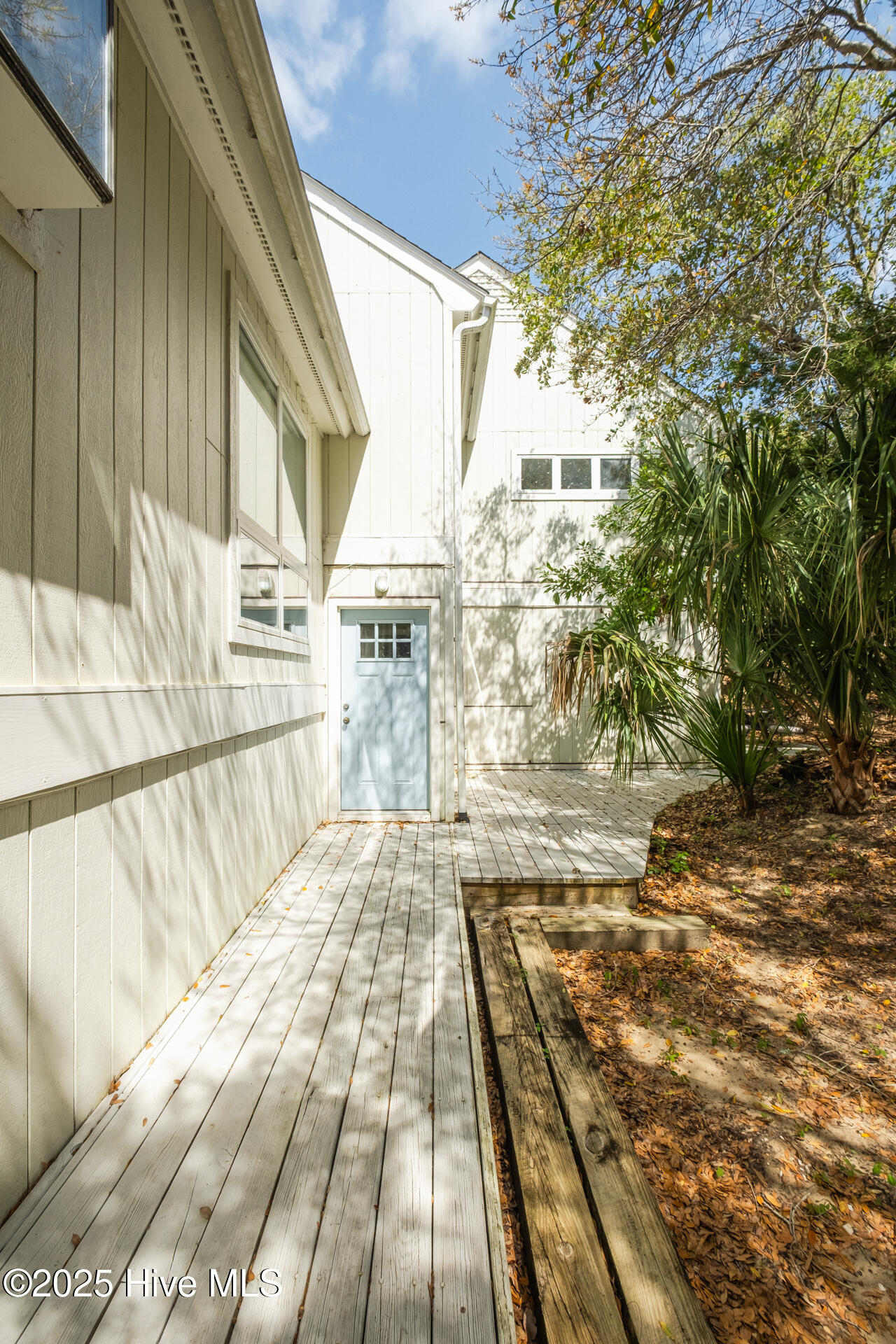 8 Racerunner Court Bald Head Island, NC 28461 - Photo 37 of 45 wooden walkways