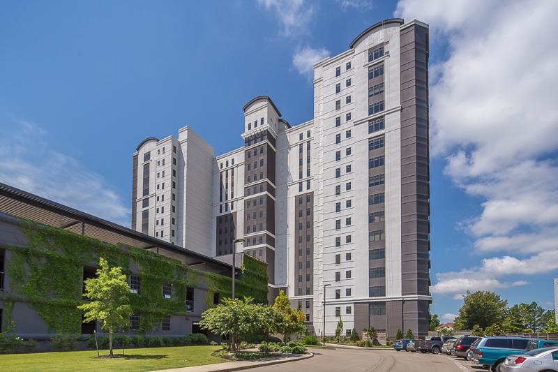 717 Riverside Drive, Unit 607 Memphis, TN 38103 - Photo 1 of 25 Gallery Image 1