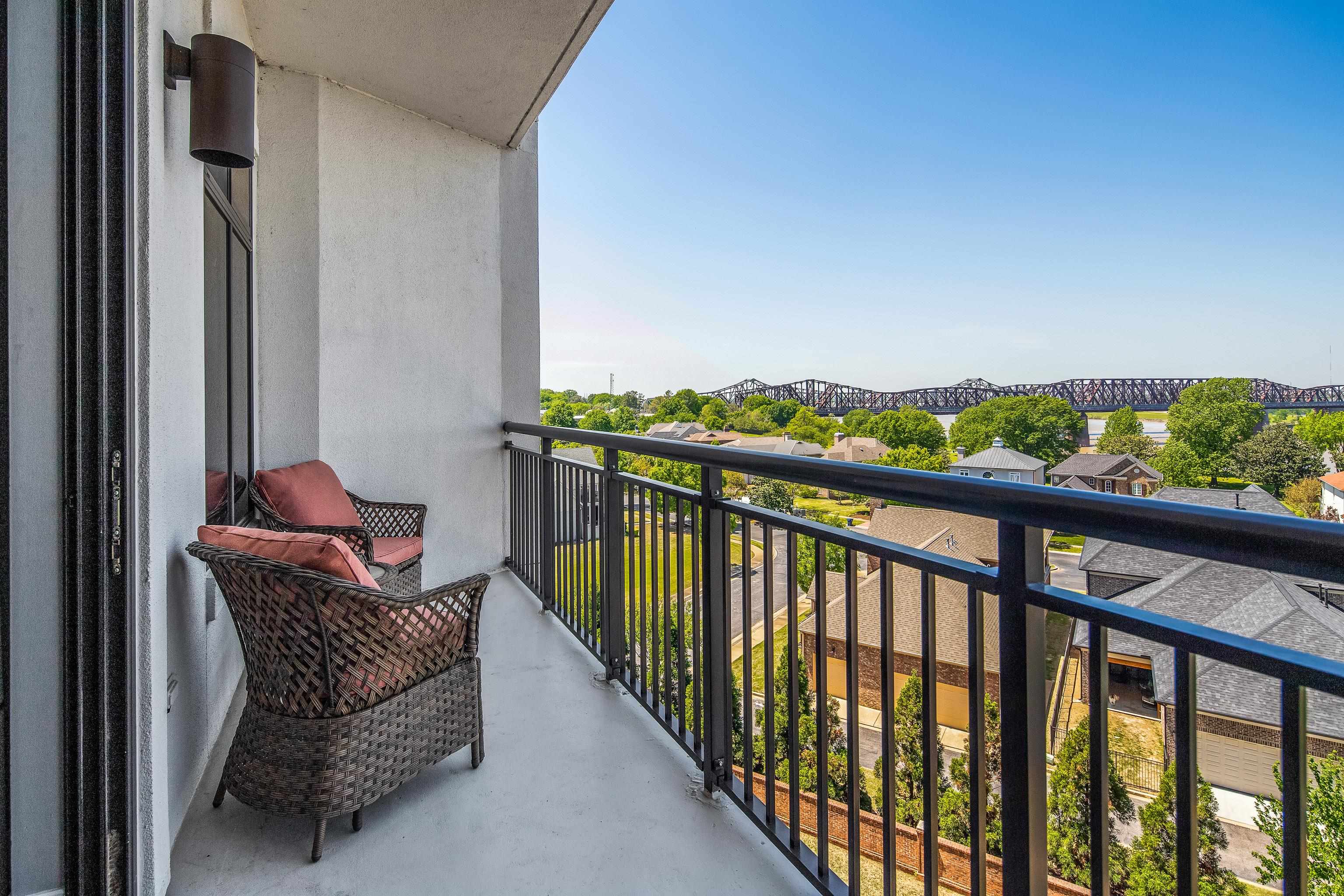 717 Riverside Drive, Unit 607 Memphis, TN 38103 - Photo 17 of 25 Gallery Image 17