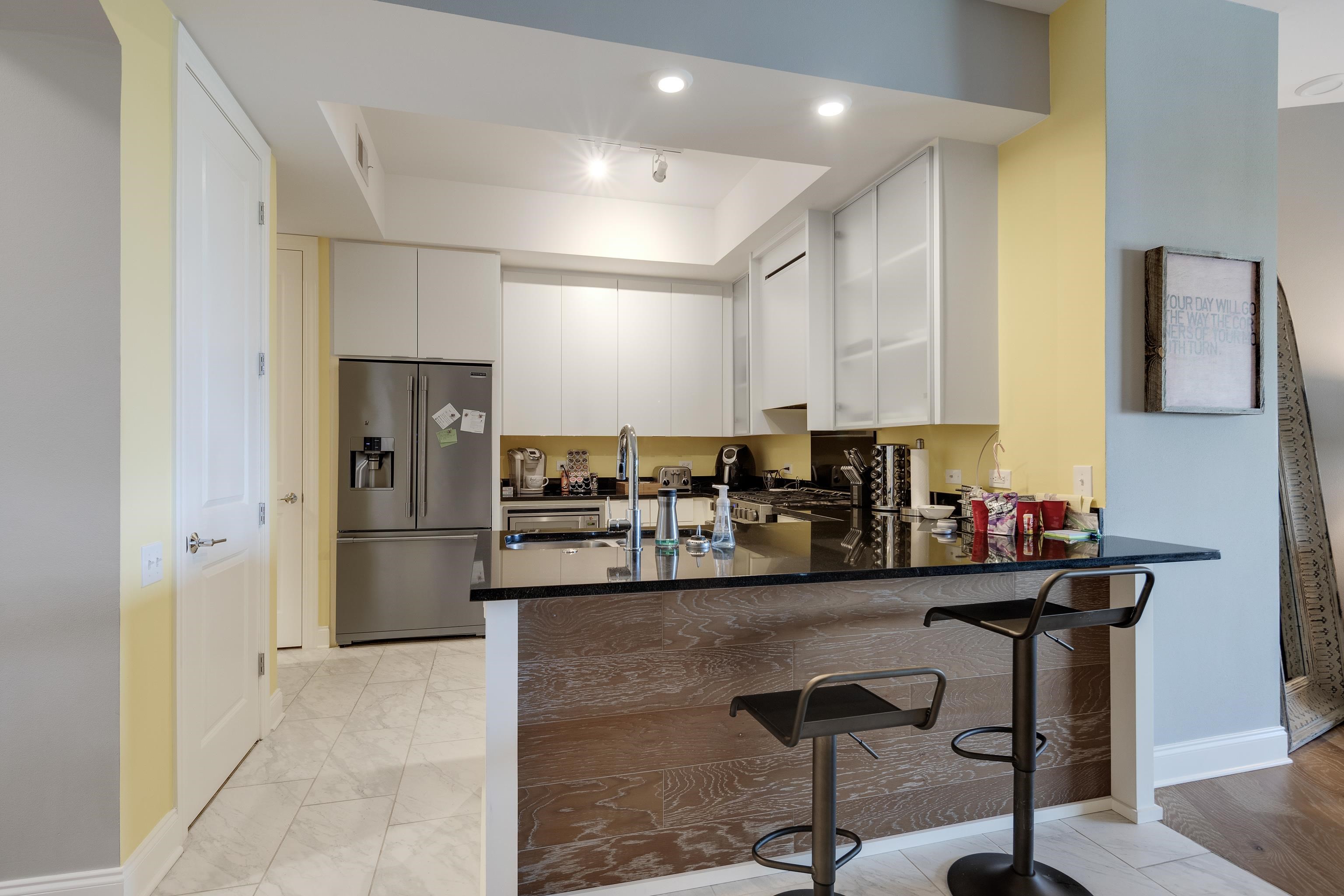 717 Riverside Drive, Unit 607 Memphis, TN 38103 - Photo 8 of 25 Gallery Image 8
