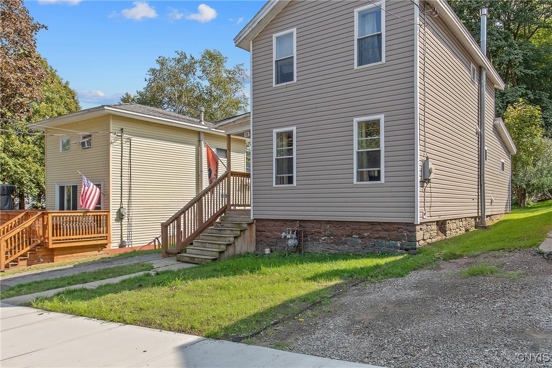 78 Varick Street Oswego, NY 13126 - Photo 2 of 27