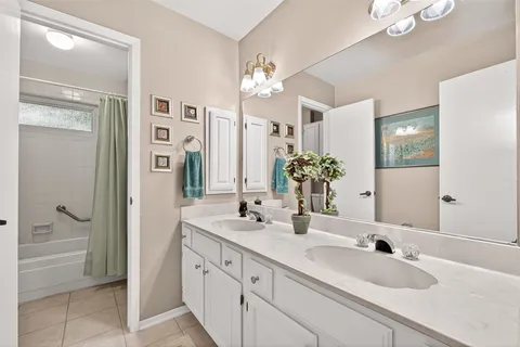 $569,000 | 303 Longview Drive, Sugar Land, TX 77478