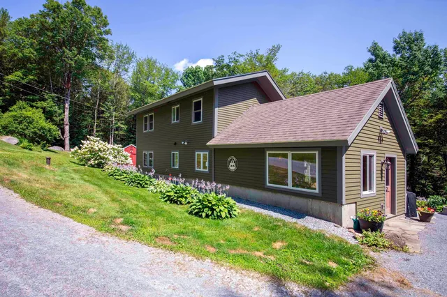 $414,900 | 139 Bergwelt Lane, Readsboro, VT 05350