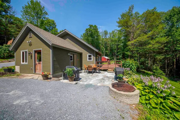 $414,900 | 139 Bergwelt Lane, Readsboro, VT 05350