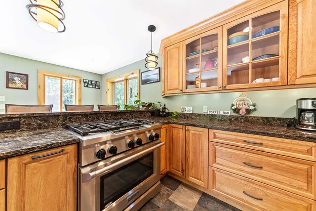 $414,900 | 139 Bergwelt Lane, Readsboro, VT 05350