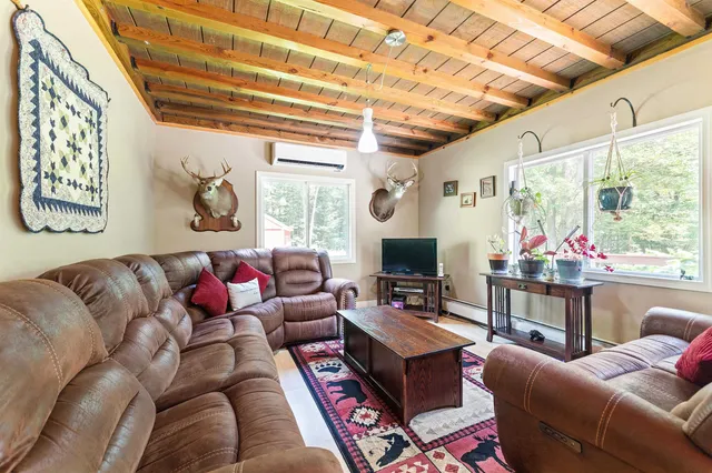 $414,900 | 139 Bergwelt Lane, Readsboro, VT 05350