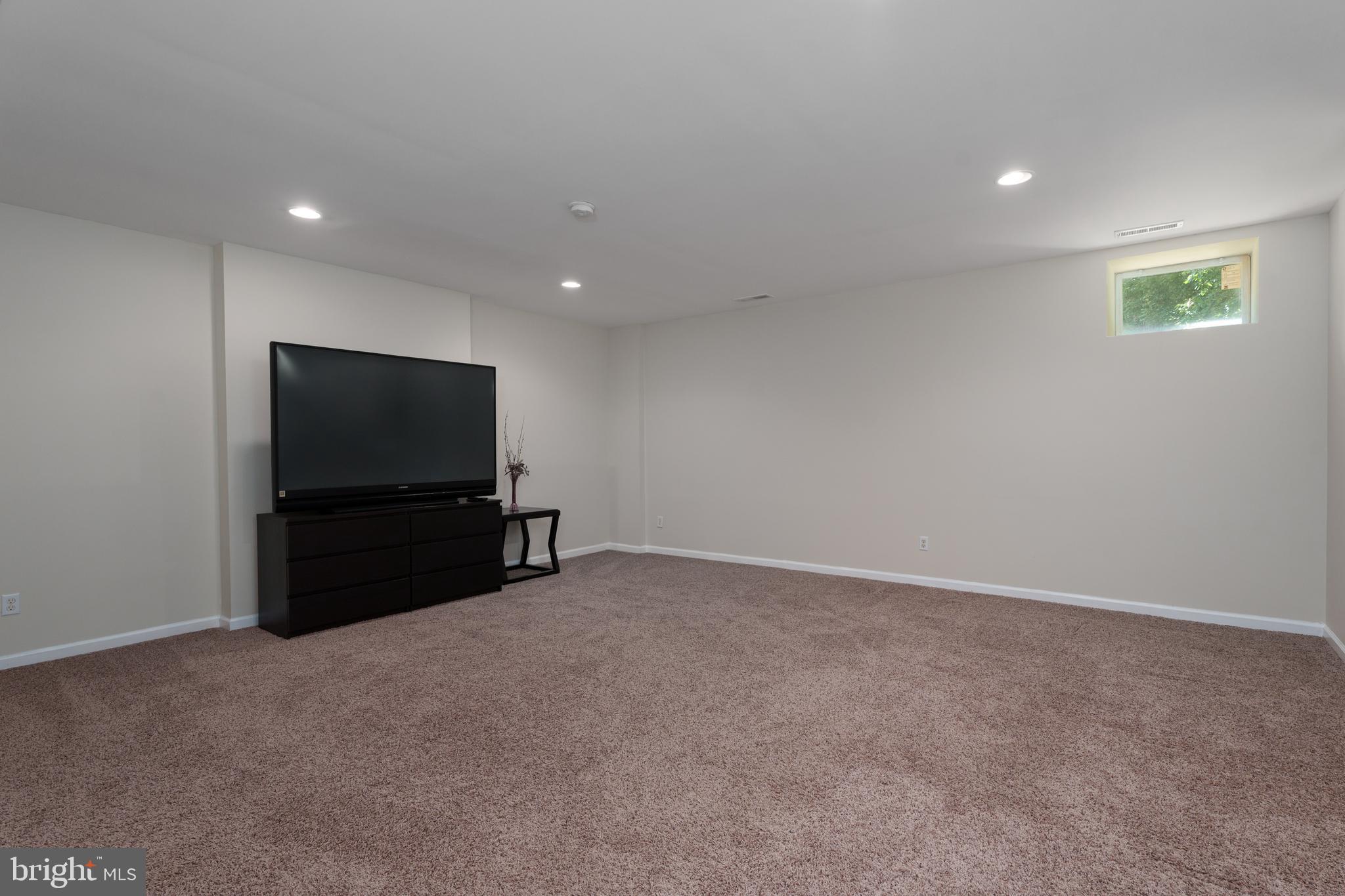 116 Rabbit Hill Road Princeton Junction, NJ 08550 - Photo 70 of 83 Soiund Proof Media Room