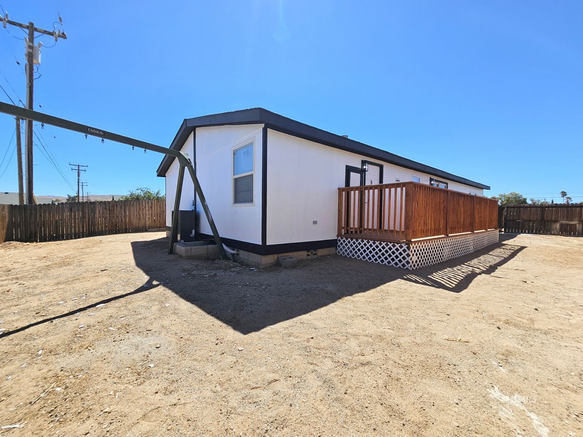 1040 Porter Street Ridgecrest, CA 93555 - Photo 36 of 37 Gallery Image 36