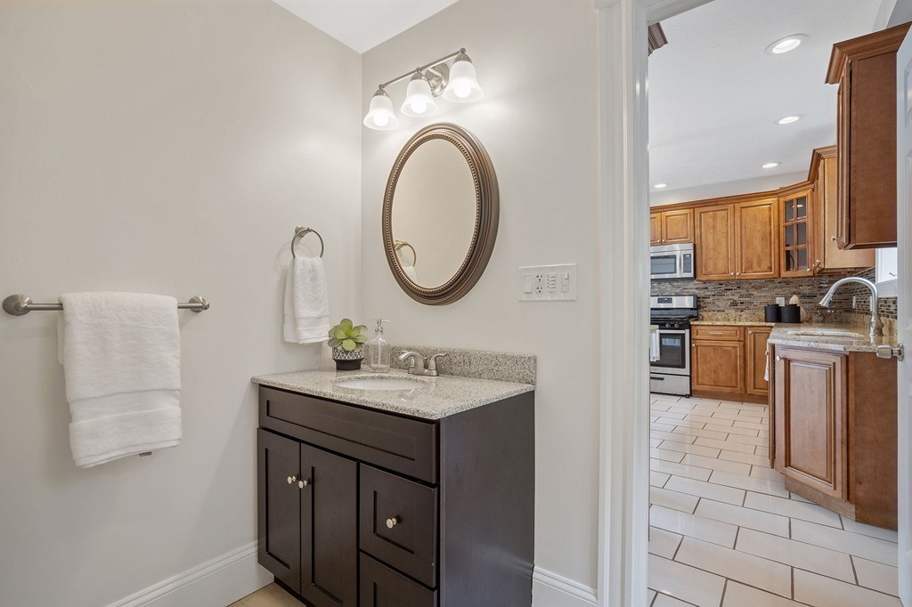 11 Symonds Street, Unit 2 Salem, MA 01970 - Photo 17 of 28