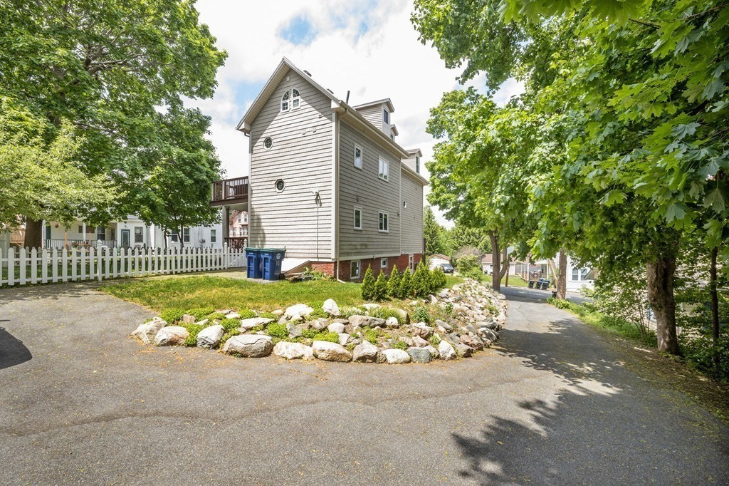 11 Symonds Street, Unit 2 Salem, MA 01970 - Photo 23 of 28