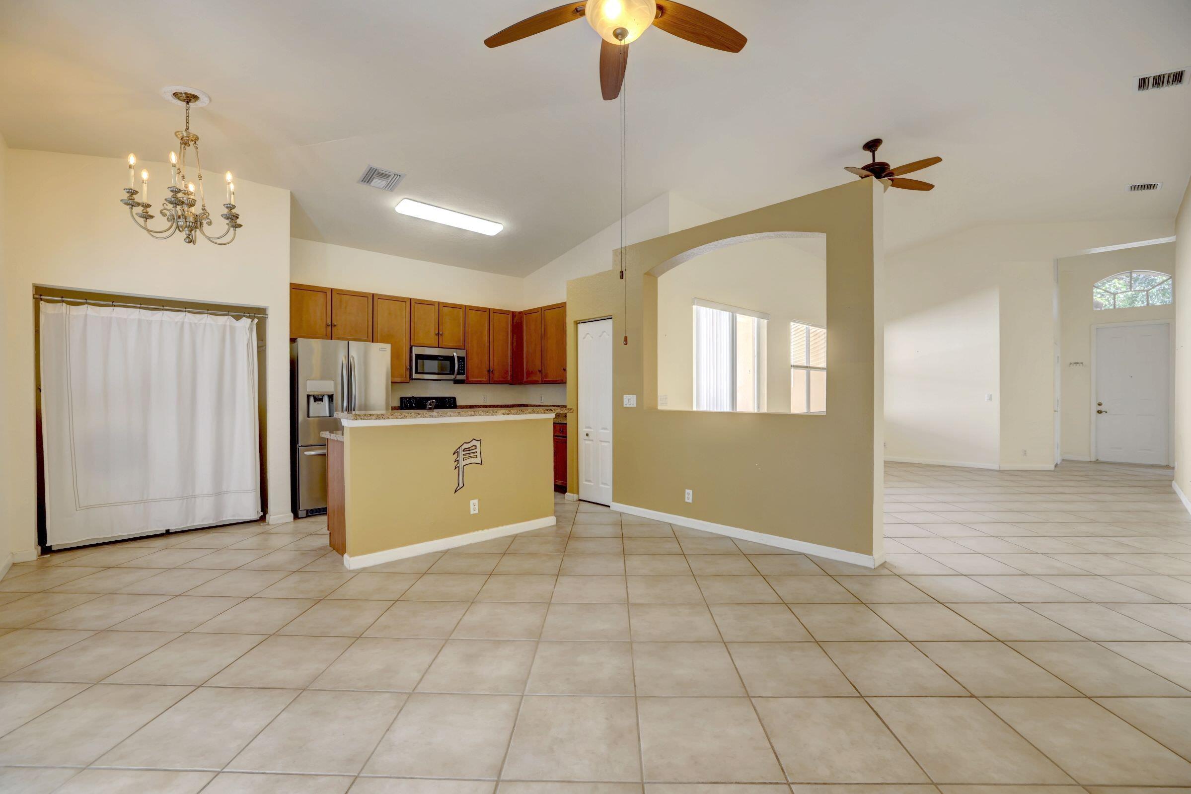 5717 Spanish River Road Fort Pierce, FL 34951 - Photo 11 of 52 Dining area