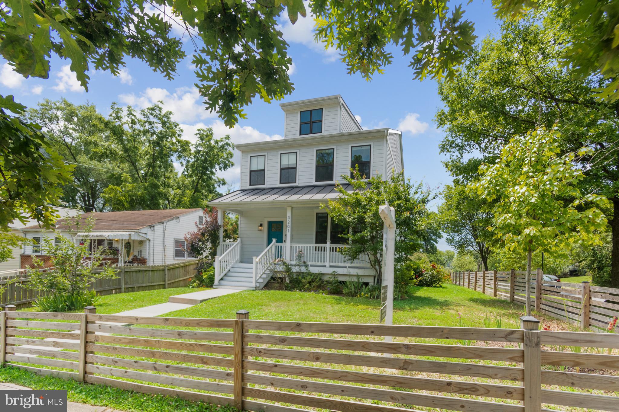 3201 Bunker Hill Road Mount Rainier, MD 20712 - Photo 2 of 39