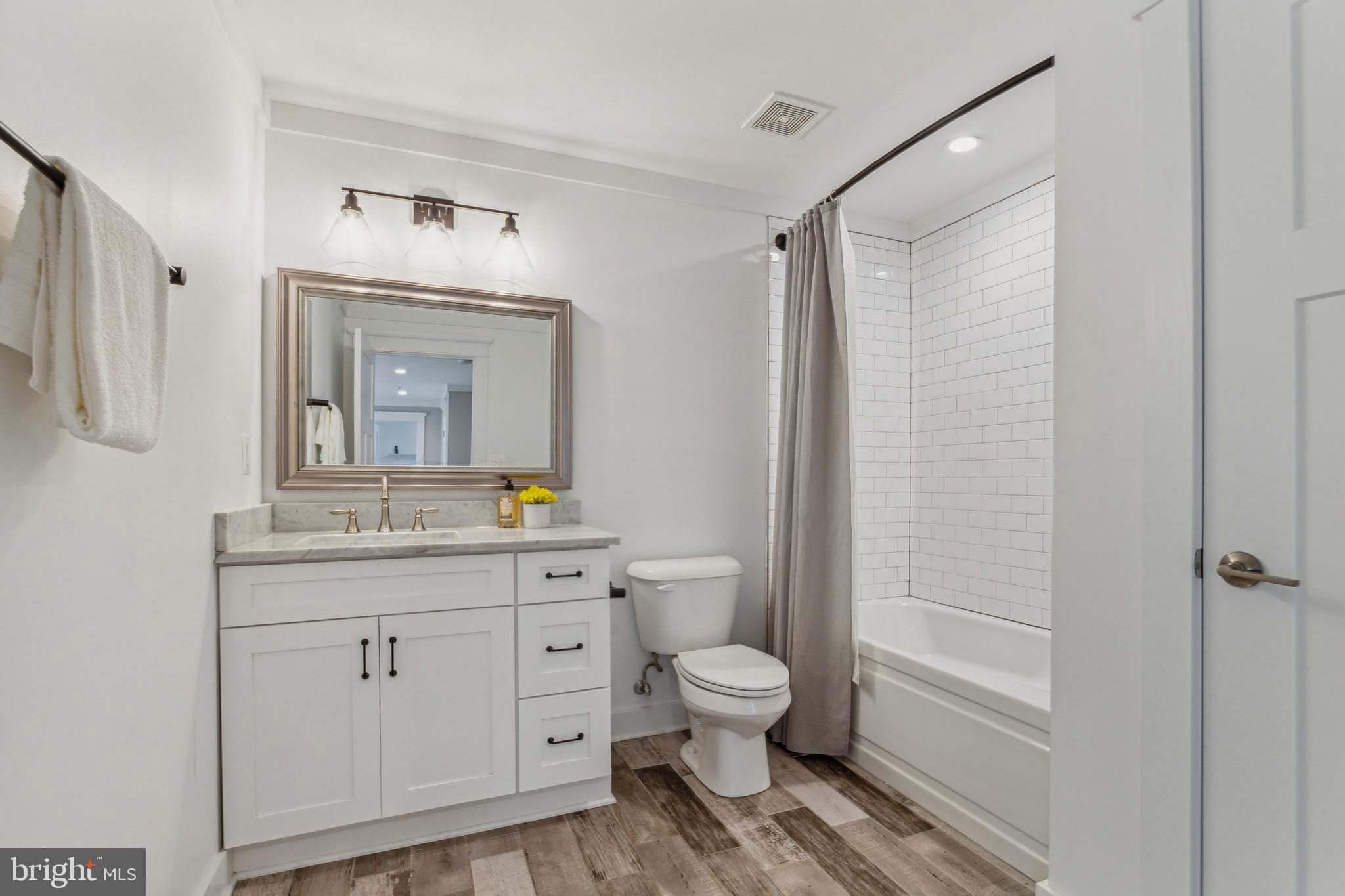 3201 Bunker Hill Road Mount Rainier, MD 20712 - Photo 33 of 39