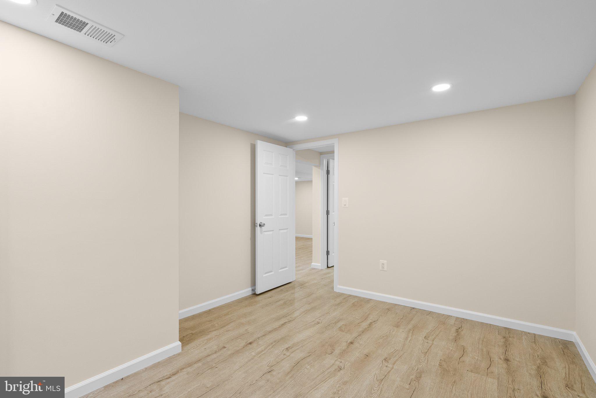 10110 McKenney Avenue Silver Spring, MD 20902 - Photo 47 of 56 a view of an empty room