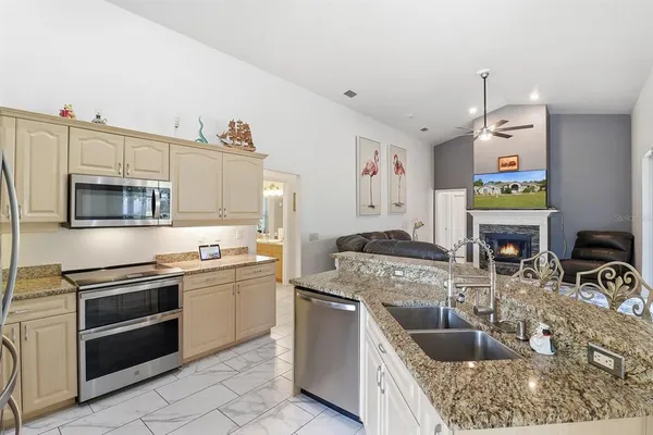 $699,900 | 11113 Flatwood Avenue, Weeki Wachee, FL 34613