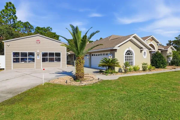 $699,900 | 11113 Flatwood Avenue, Weeki Wachee, FL 34613