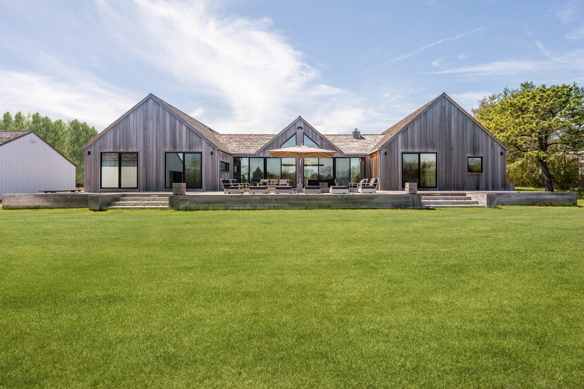 478 Noyac Path Water Mill, NY 11976 - Photo 5 of 44