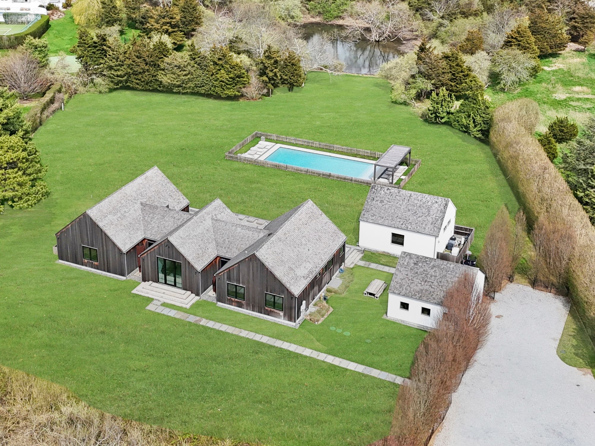 478 Noyac Path Water Mill, NY 11976 - Photo 6 of 44