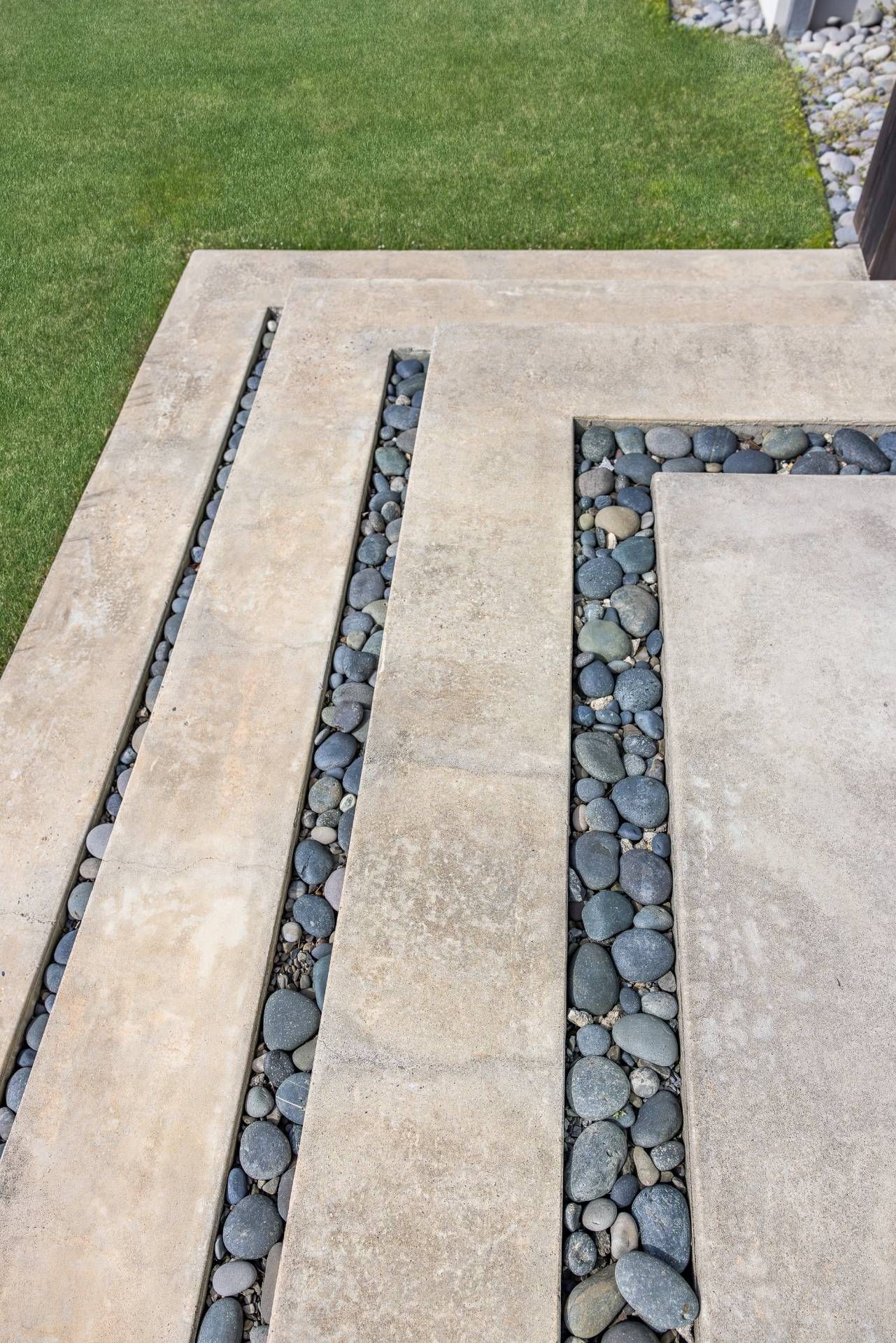 478 Noyac Path Water Mill, NY 11976 - Photo 9 of 44