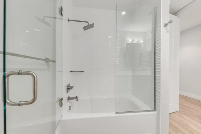 $3,500 | 41 Southwest Seminole Street, Unit 204, Stuart, FL 34994