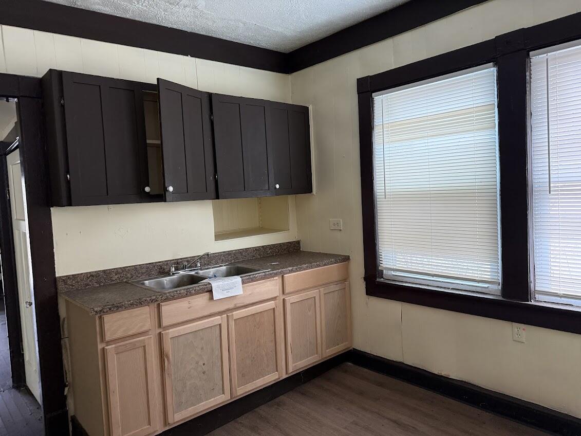 1444 North 35th Street Milwaukee, WI 53208 - Photo 11 of 19 IMG_1415