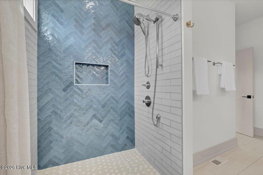 2165 Scotts Hill Loop Road Wilmington, NC 28411 - Photo 23 of 58