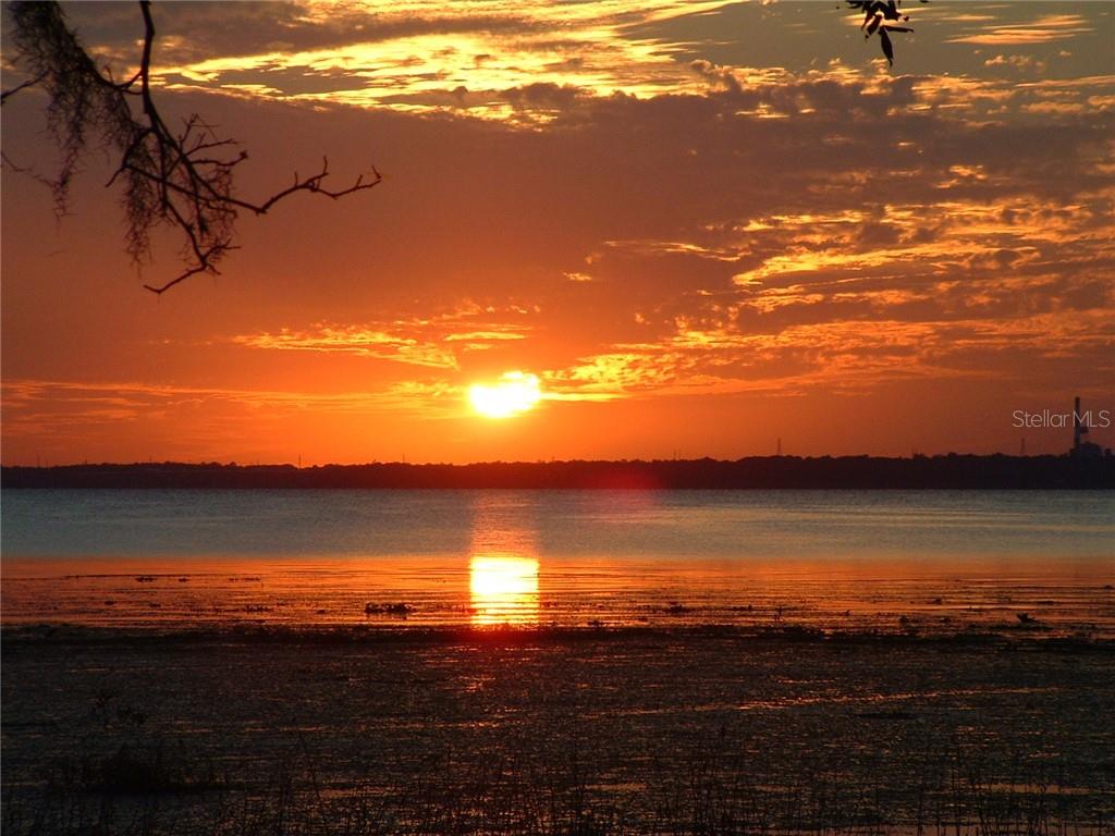 SUNSET on Lake Monroe
