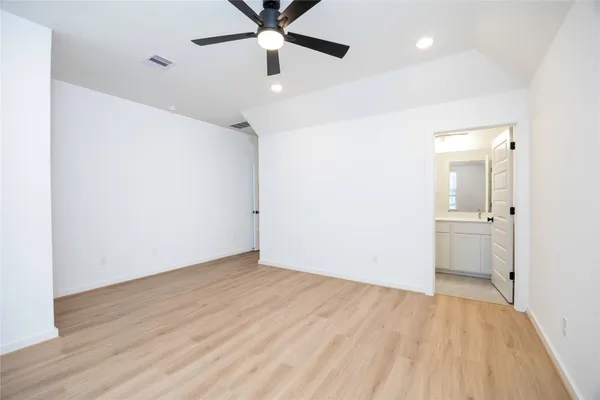 $1,875 | 1951 Longmire Villas Court, Conroe, TX 77304