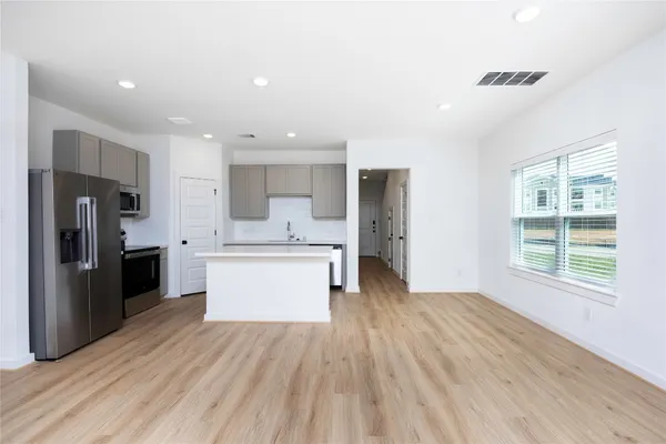 $1,875 | 1951 Longmire Villas Court, Conroe, TX 77304