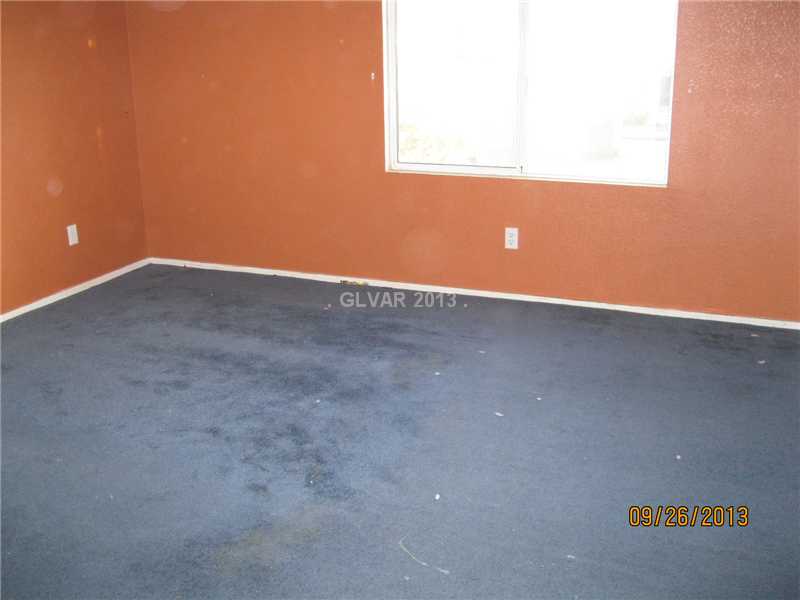 6051 Peach Orchard Road Las Vegas, NV 89142 - Photo 20 of 24 Master Bedroom.